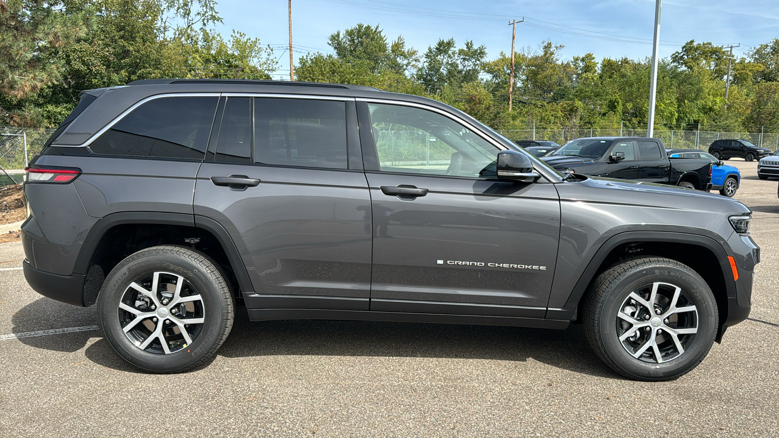 2025 Jeep Grand Cherokee Limited 6