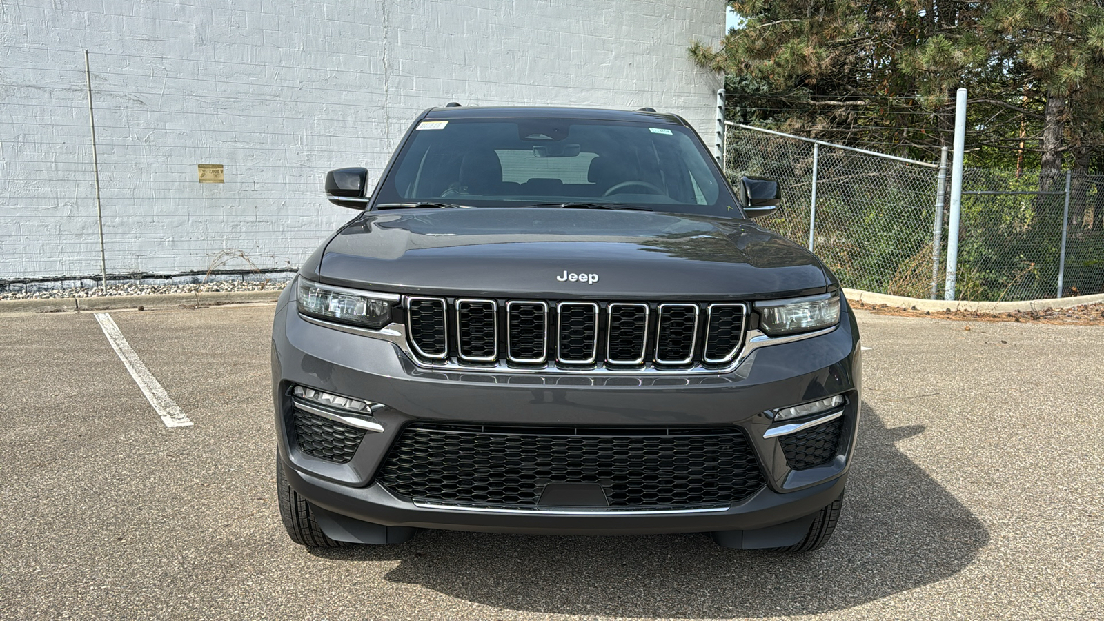 2025 Jeep Grand Cherokee Limited 8