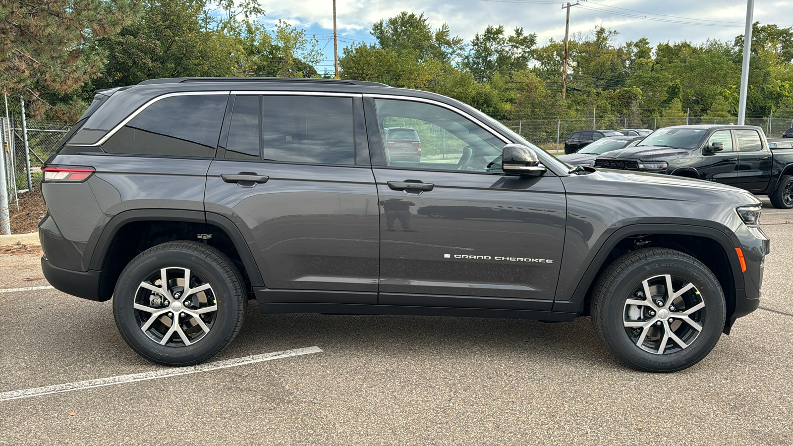 2025 Jeep Grand Cherokee Limited 6