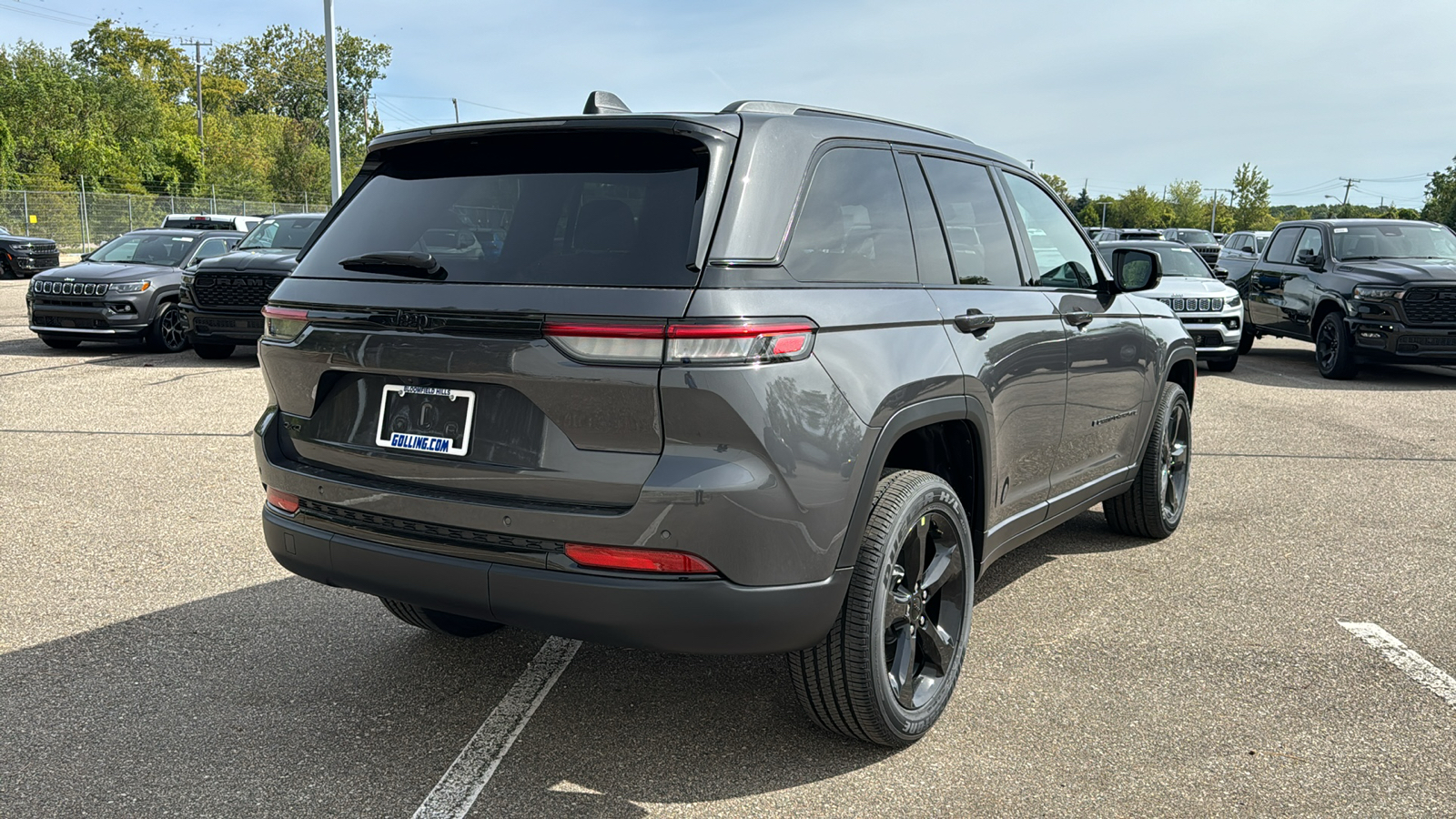 2025 Jeep Grand Cherokee Altitude 5