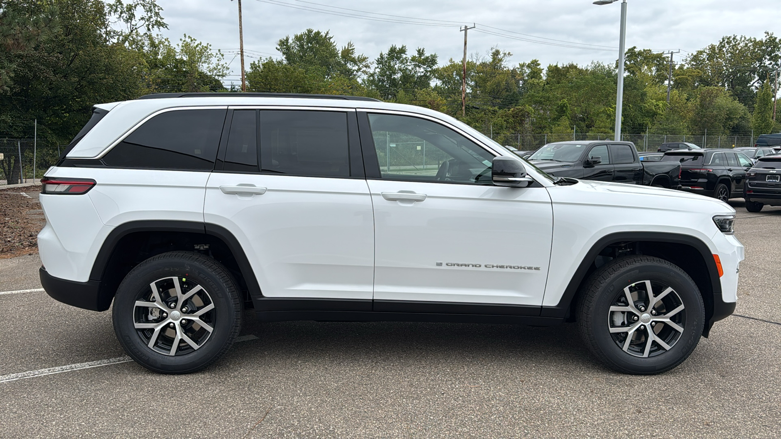 2025 Jeep Grand Cherokee Limited 6