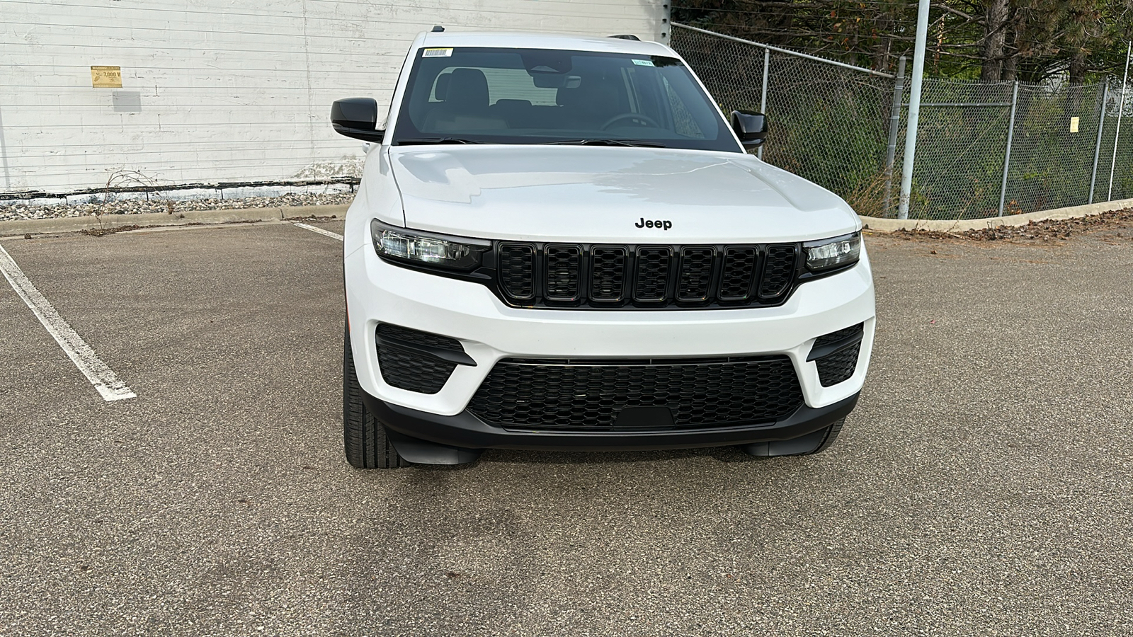 2025 Jeep Grand Cherokee Altitude 8