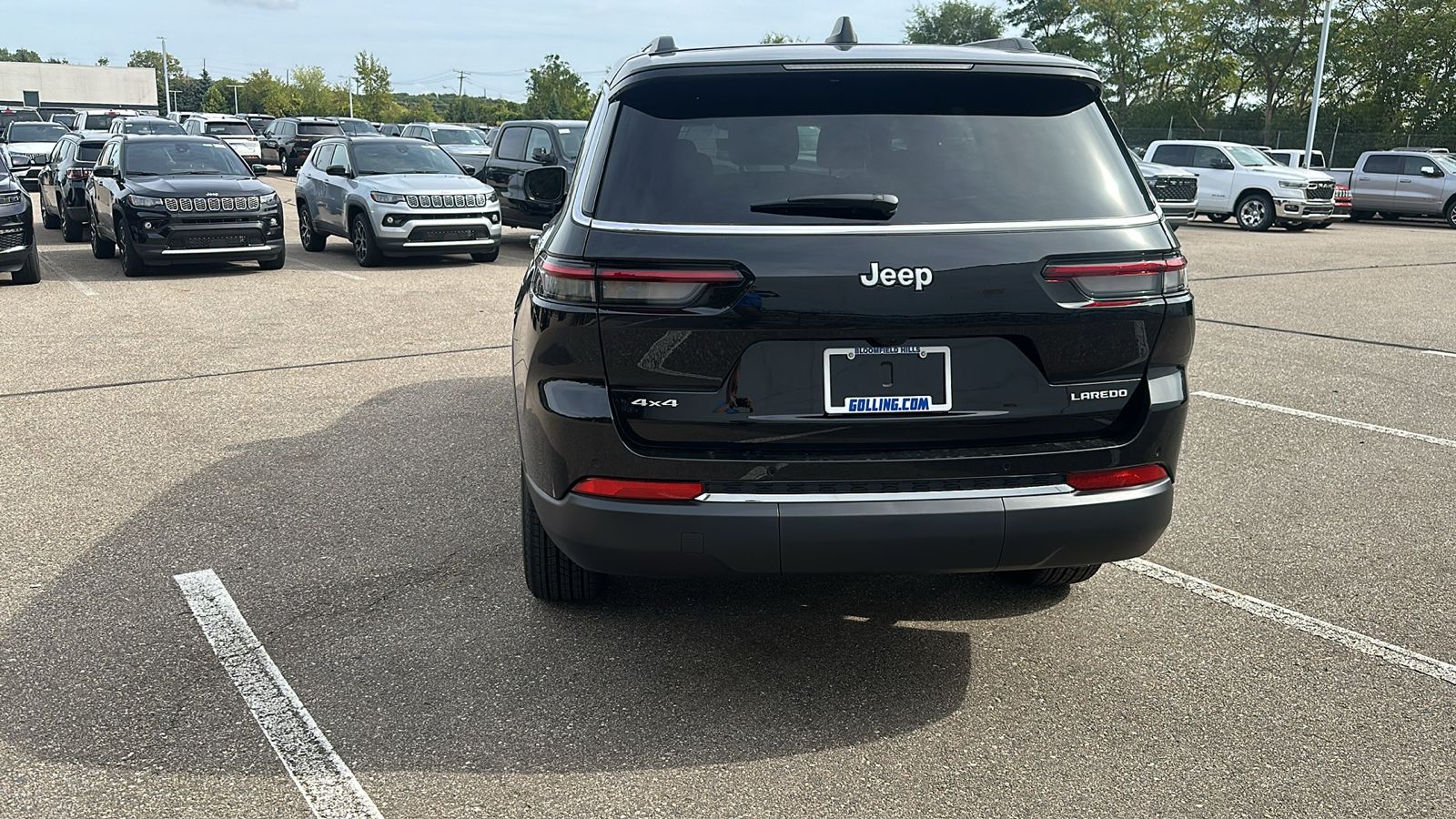 2025 Jeep Grand Cherokee L Laredo 4