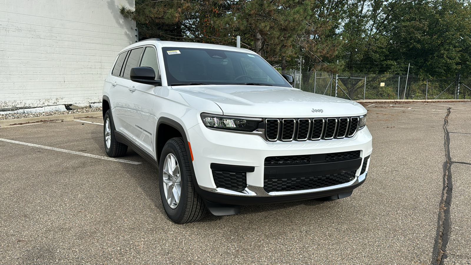 2025 Jeep Grand Cherokee L Laredo 7