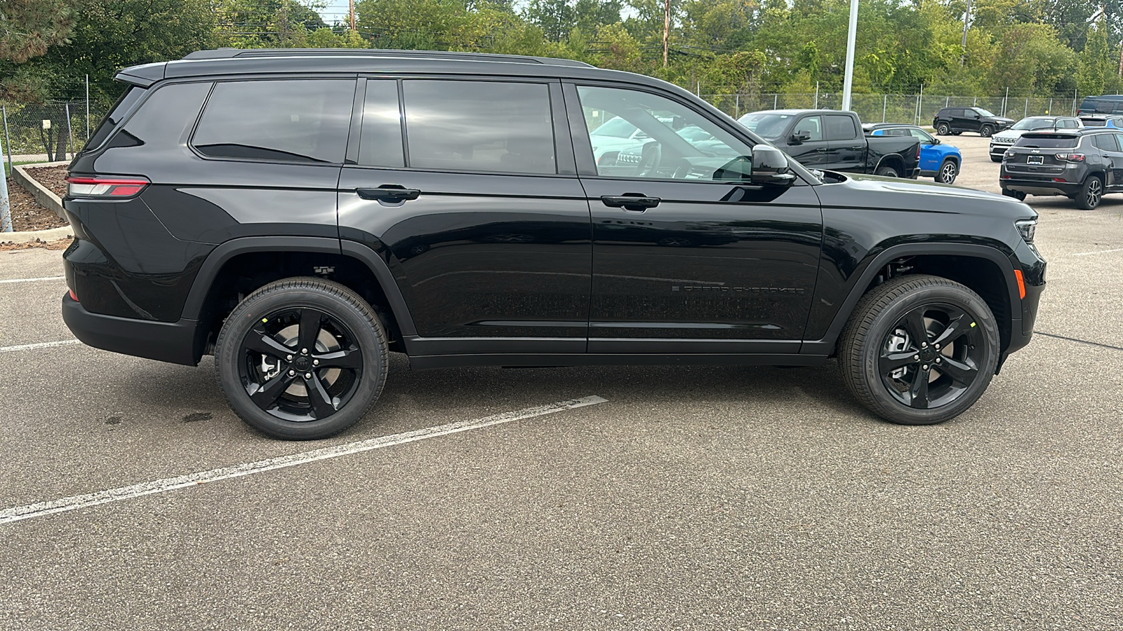 2025 Jeep Grand Cherokee L Limited 6