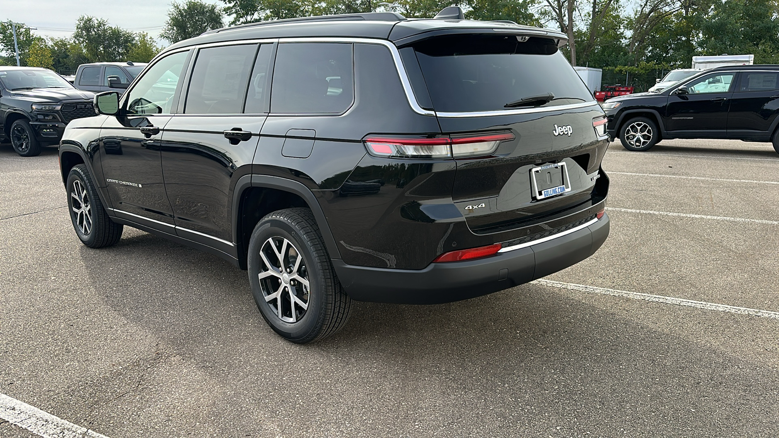 2025 Jeep Grand Cherokee L Limited 3