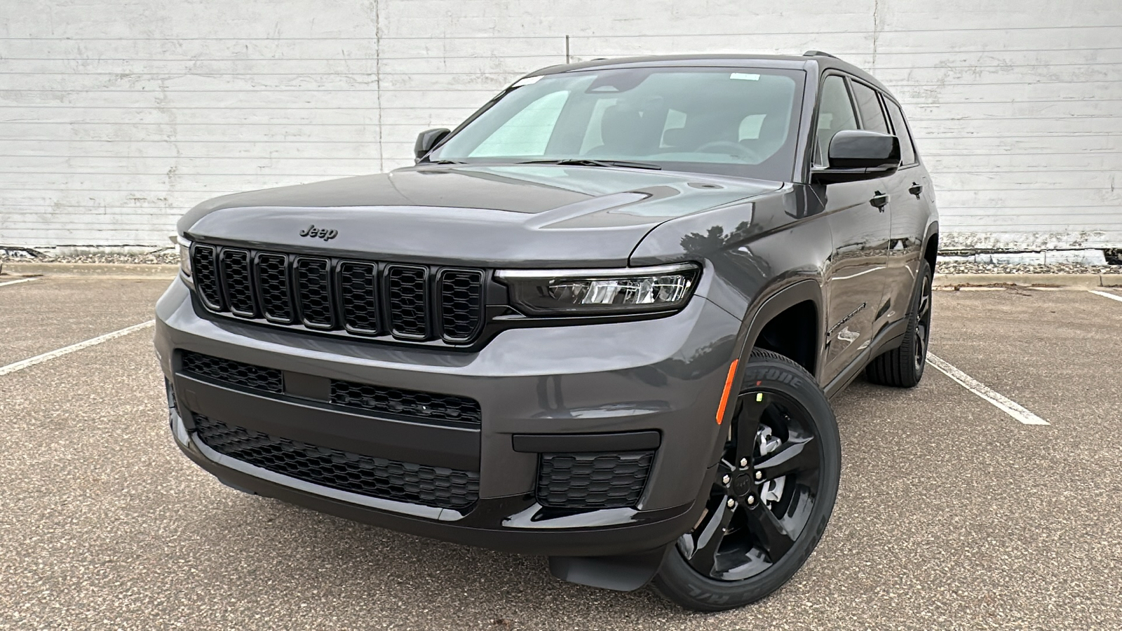 2025 Jeep Grand Cherokee L Altitude 1