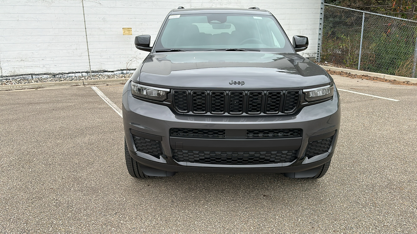 2025 Jeep Grand Cherokee L Altitude 8