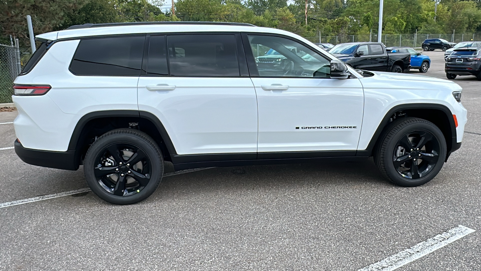 2025 Jeep Grand Cherokee L Limited 6