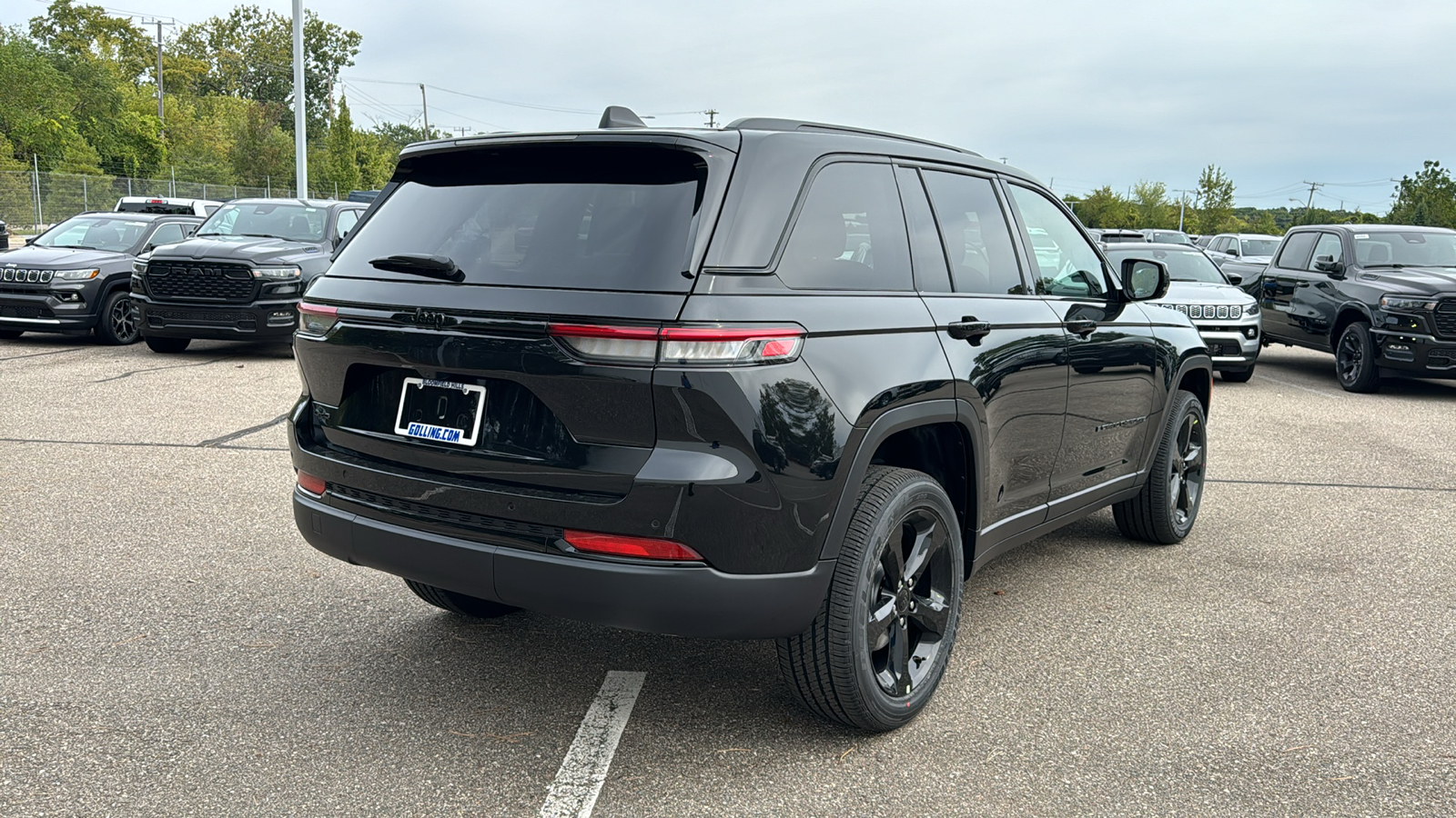 2025 Jeep Grand Cherokee Altitude 5