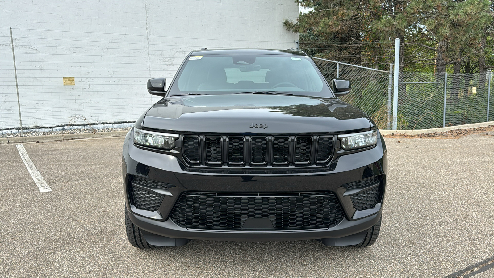 2025 Jeep Grand Cherokee Altitude 8