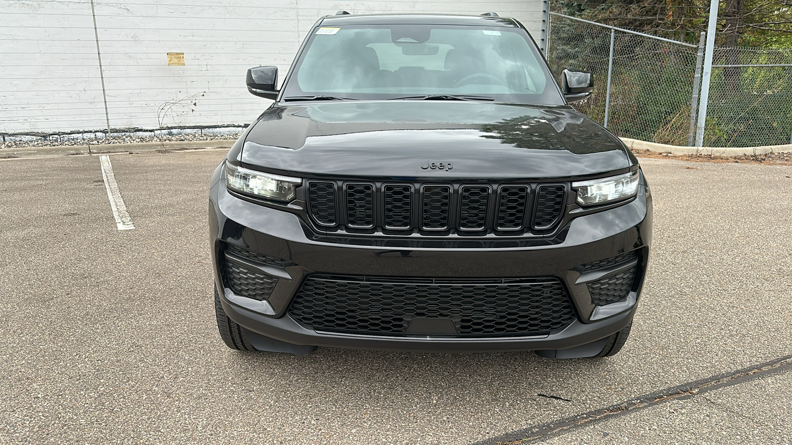 2025 Jeep Grand Cherokee Altitude X 8