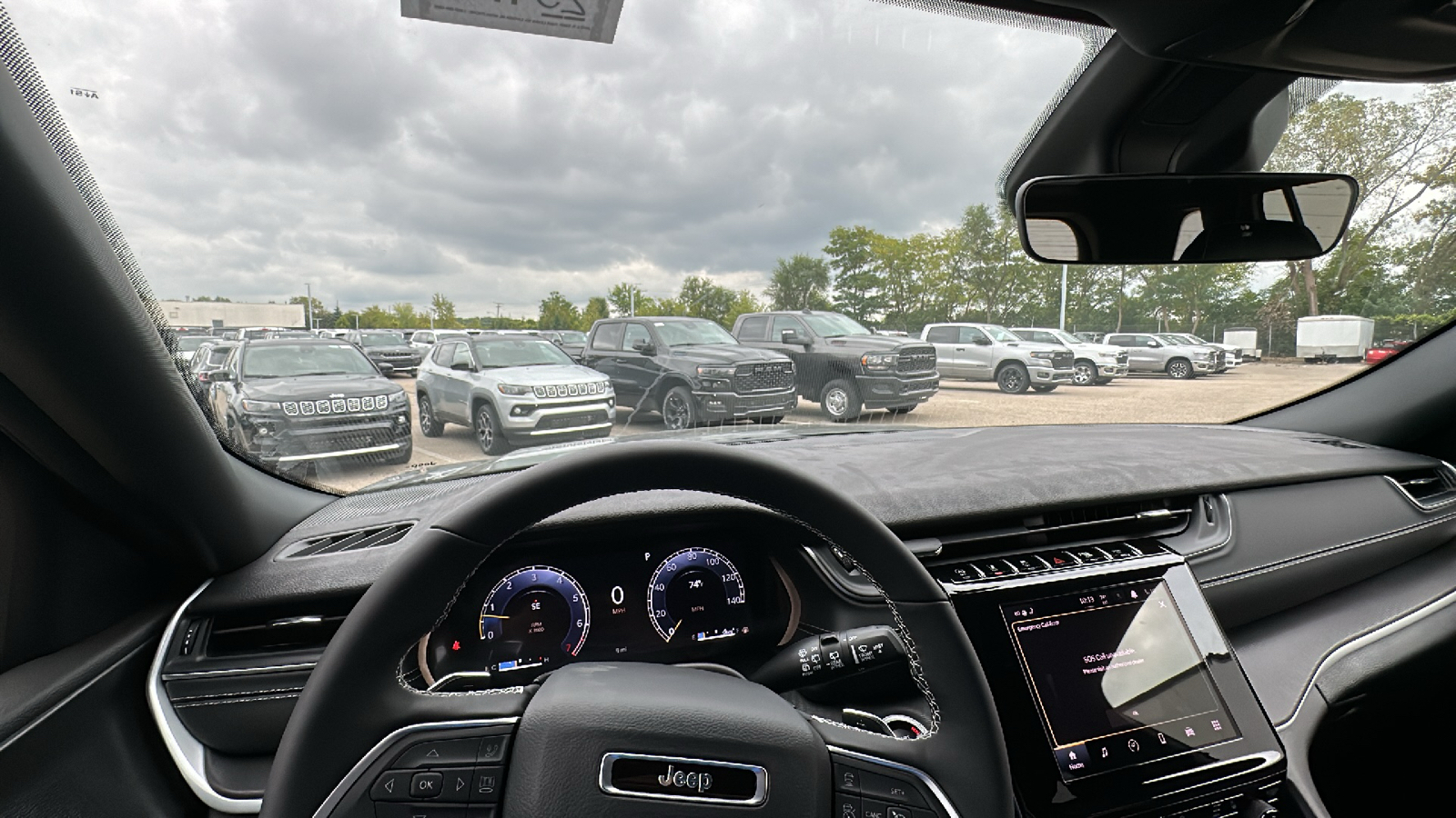 2025 Jeep Grand Cherokee Altitude X 15