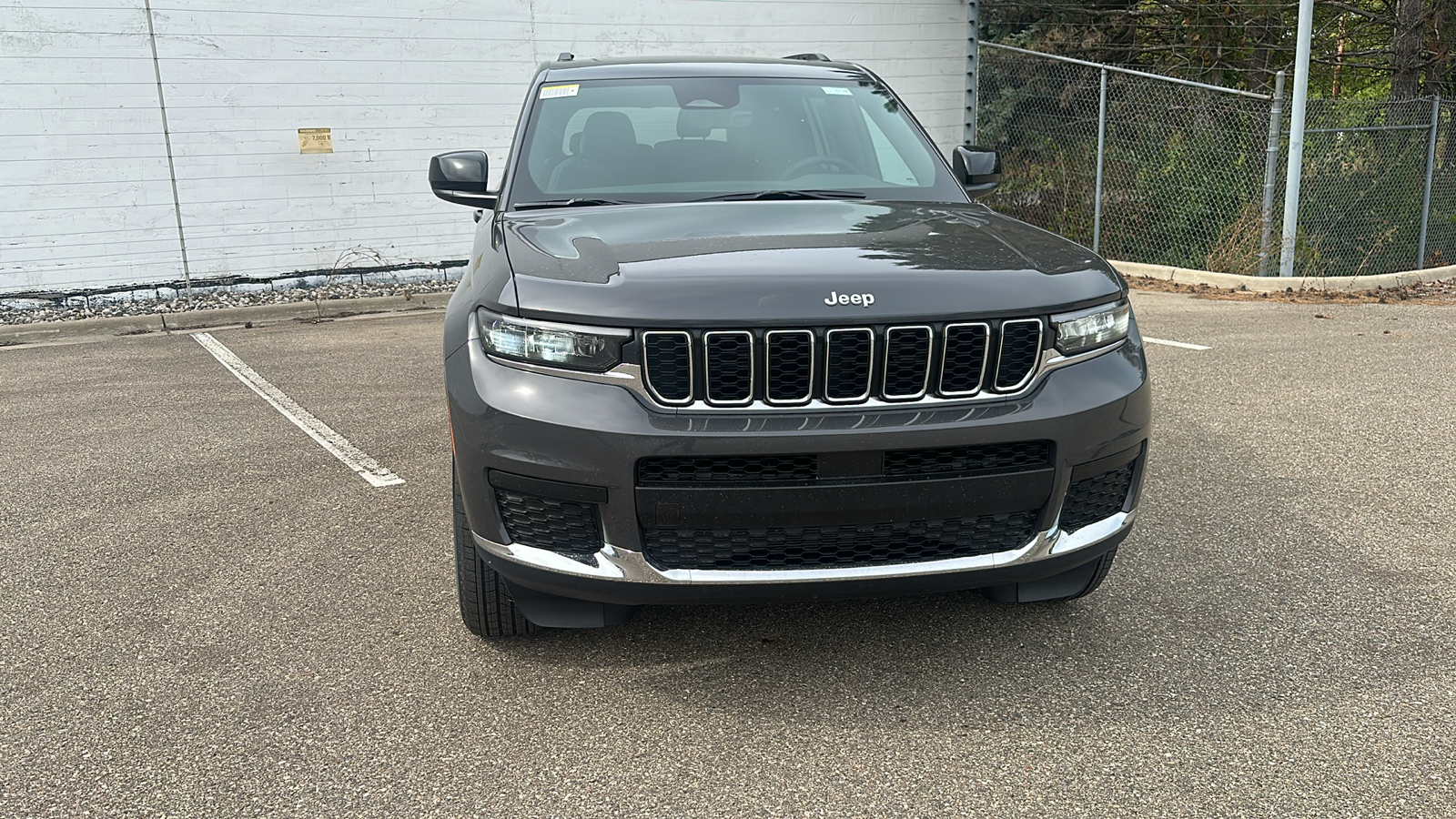 2025 Jeep Grand Cherokee L Laredo 8