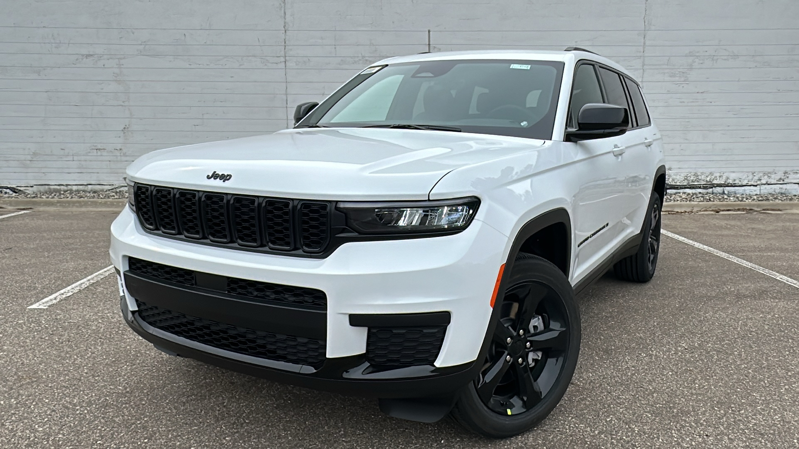 2025 Jeep Grand Cherokee L Altitude 1