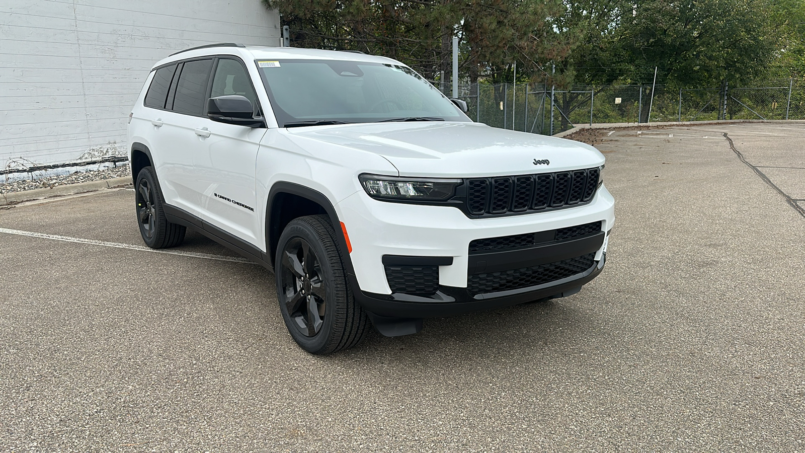 2025 Jeep Grand Cherokee L Altitude 7