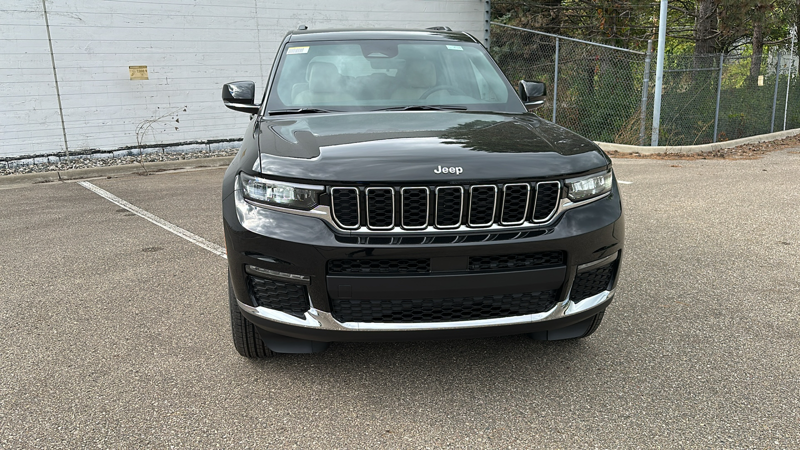 2025 Jeep Grand Cherokee L Limited 8