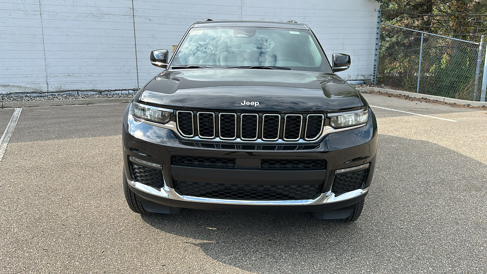 2025 Jeep Grand Cherokee L Limited 8