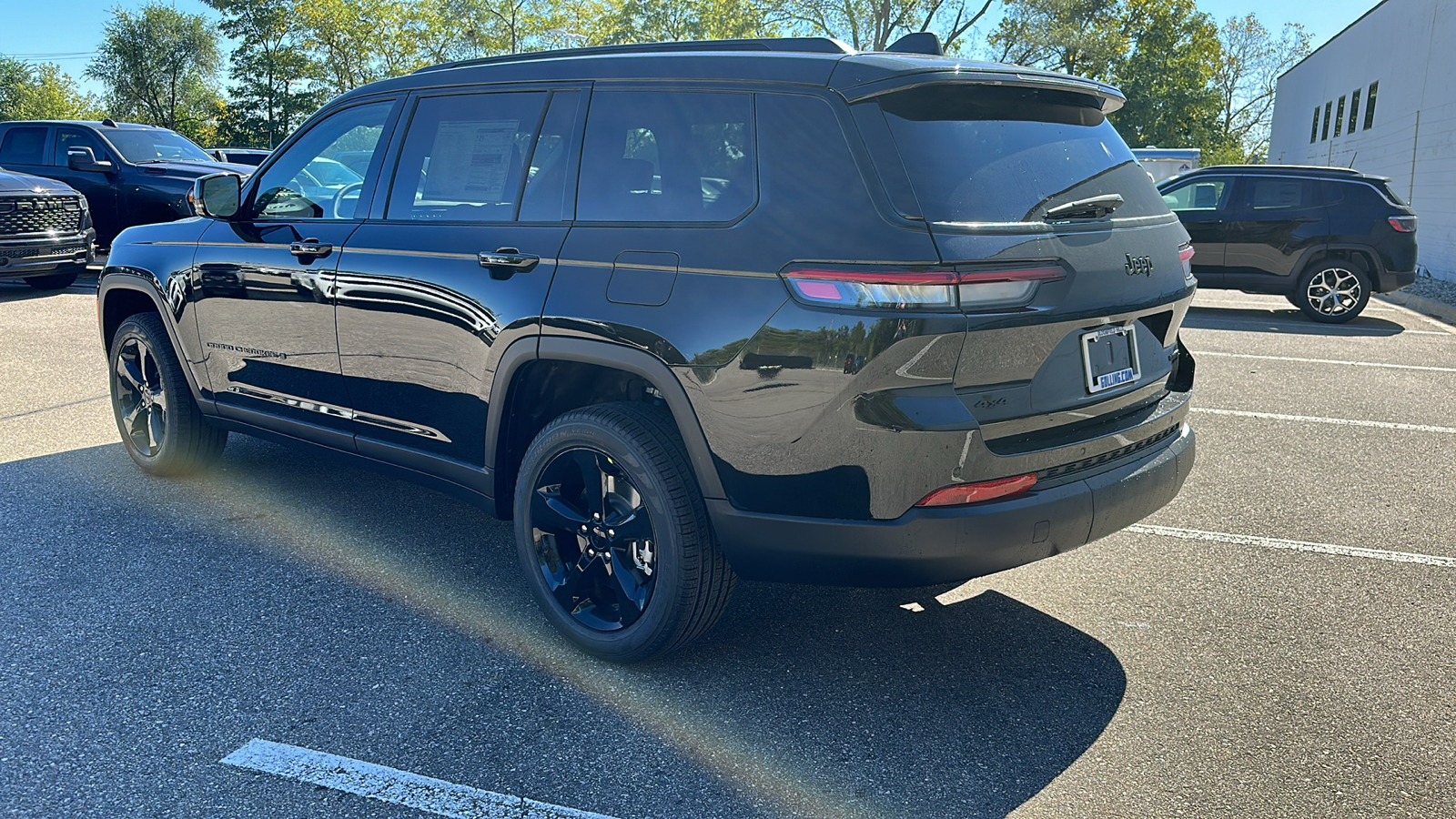 2025 Jeep Grand Cherokee L Limited 3