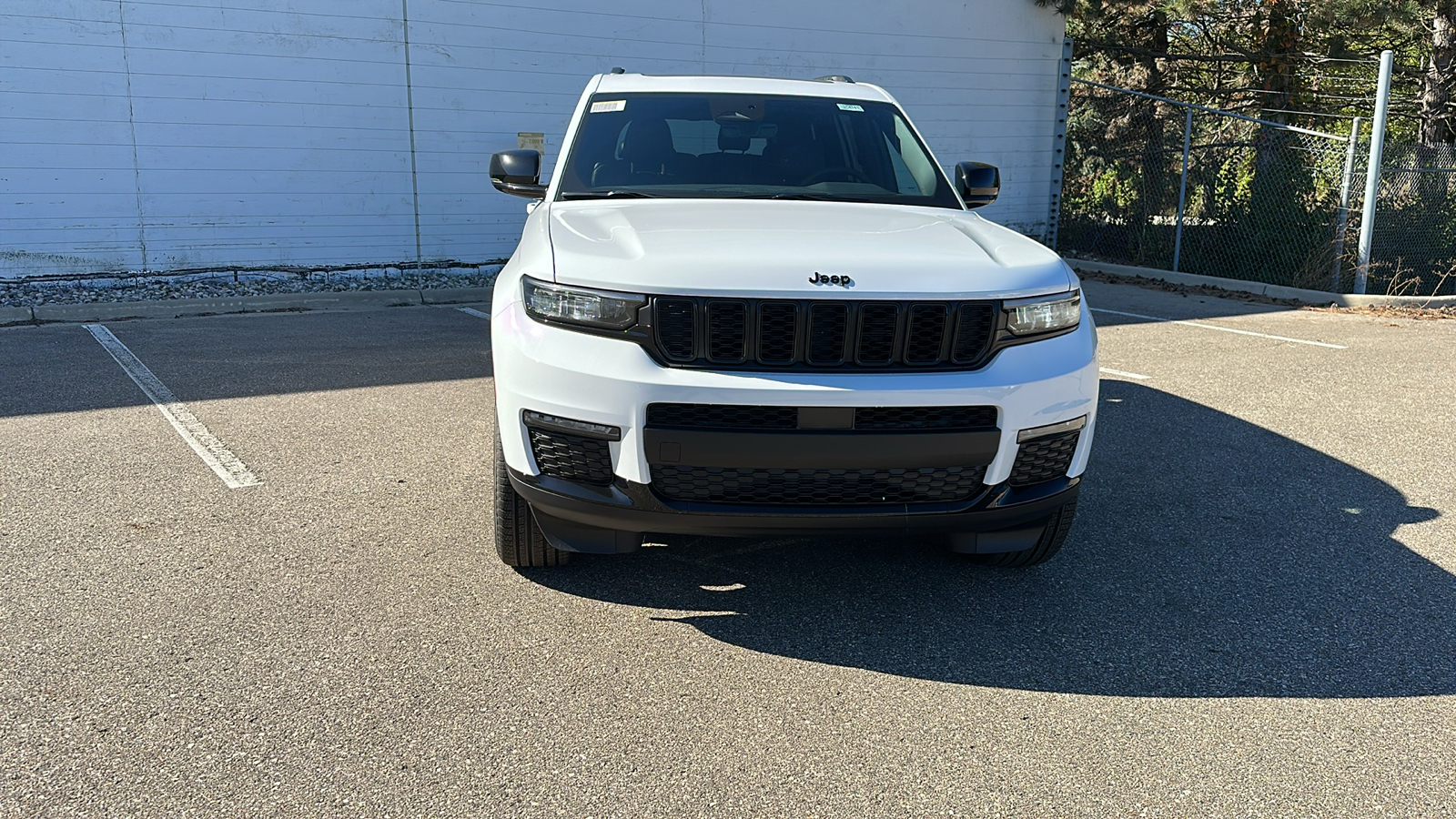 2025 Jeep Grand Cherokee L Limited 8