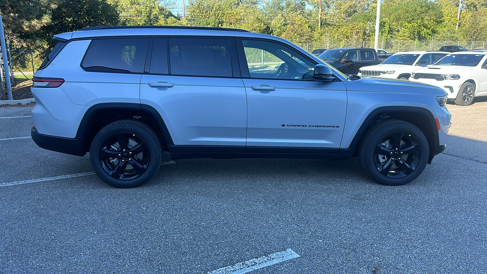 2025 Jeep Grand Cherokee L Limited 6