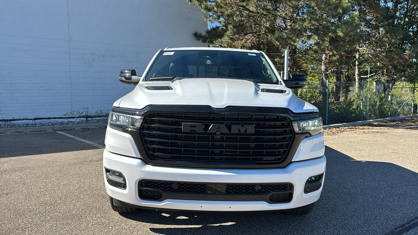 2025 Ram 1500 Laramie 8