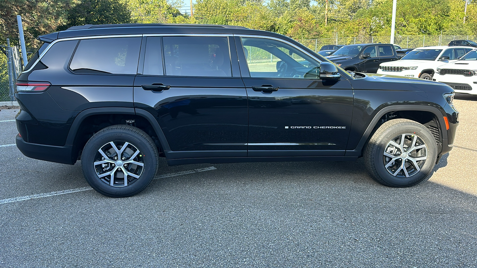 2025 Jeep Grand Cherokee L Limited 6