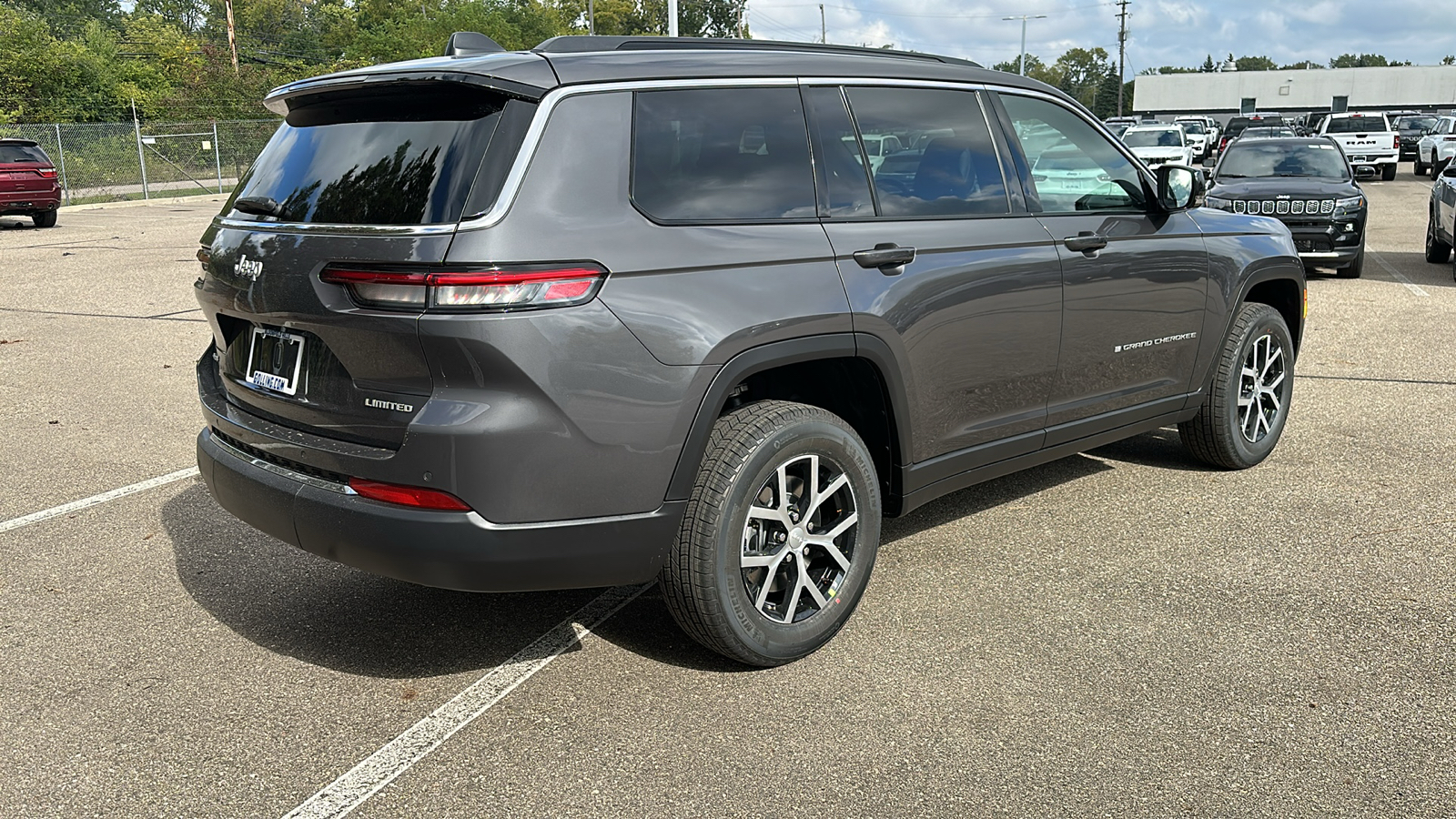 2025 Jeep Grand Cherokee L Limited 5