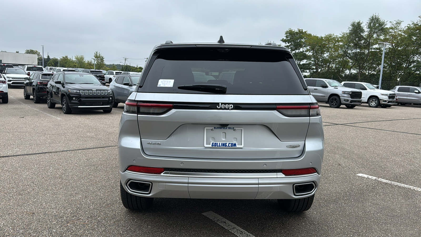 2025 Jeep Grand Cherokee Summit 4