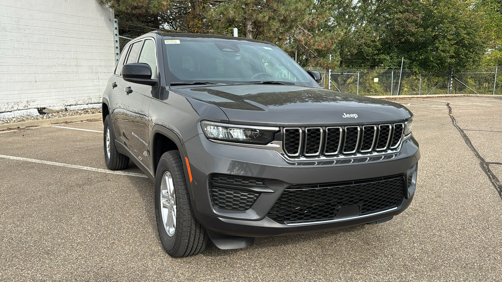 2025 Jeep Grand Cherokee Laredo 7