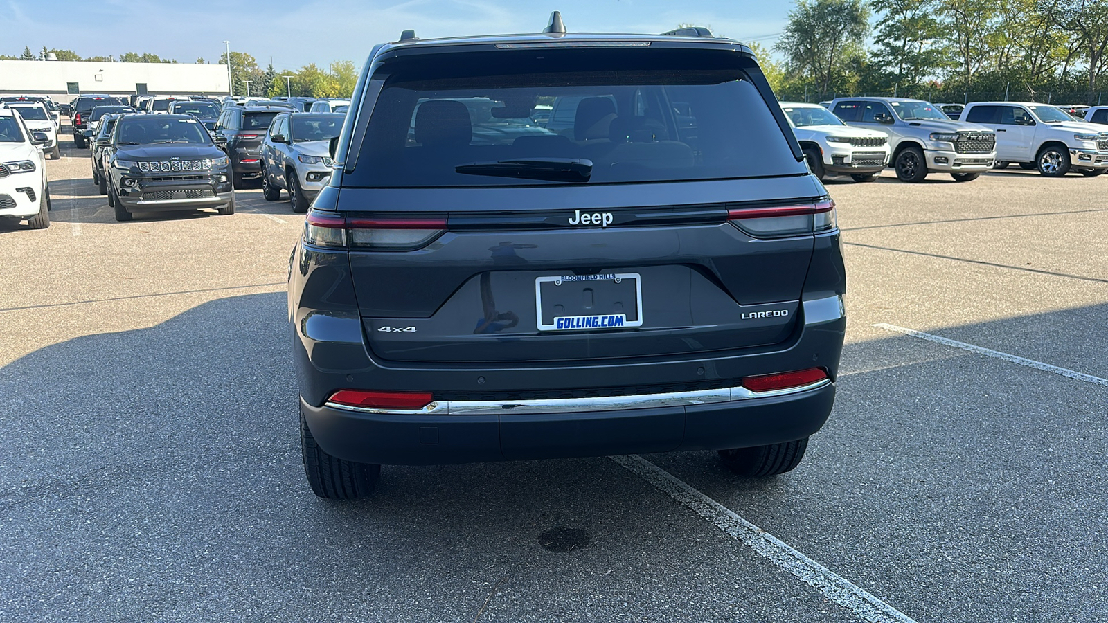 2025 Jeep Grand Cherokee Laredo 4