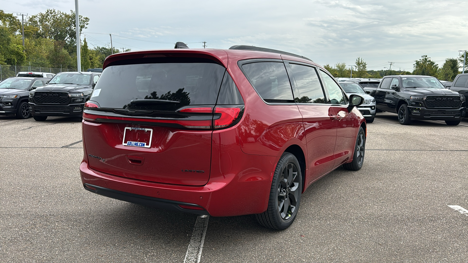 2025 Chrysler Pacifica Limited 5