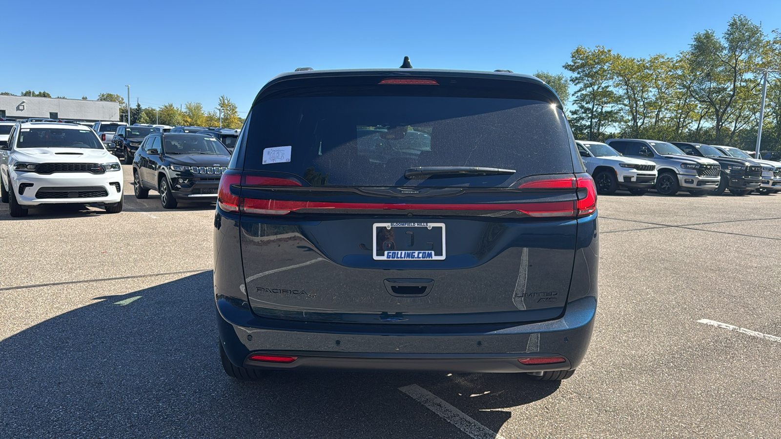 2025 Chrysler Pacifica Limited 4