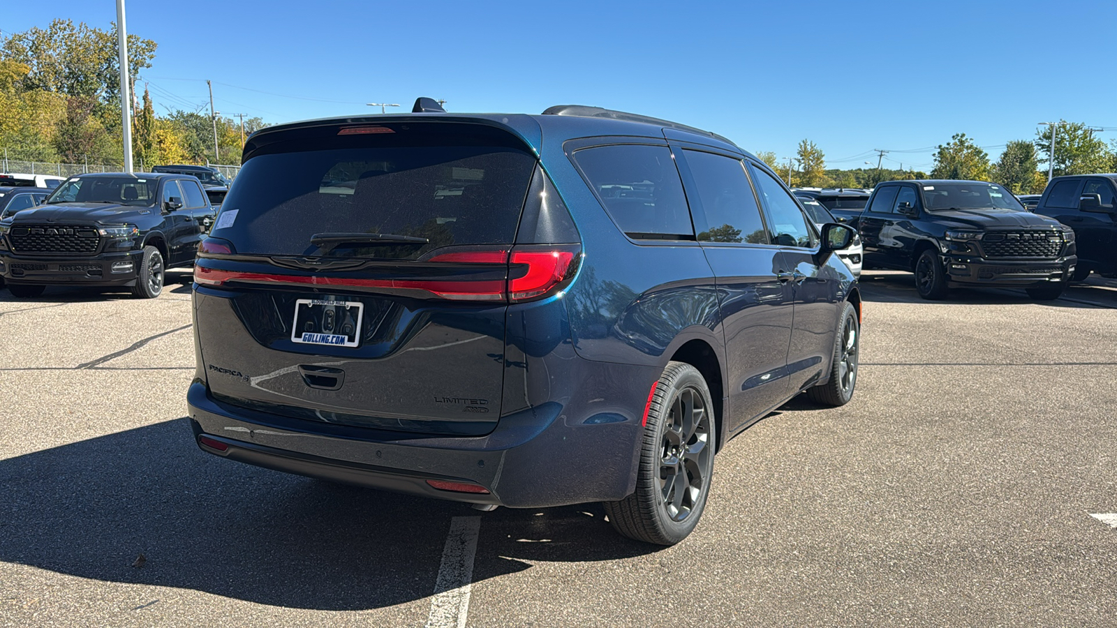 2025 Chrysler Pacifica Limited 5