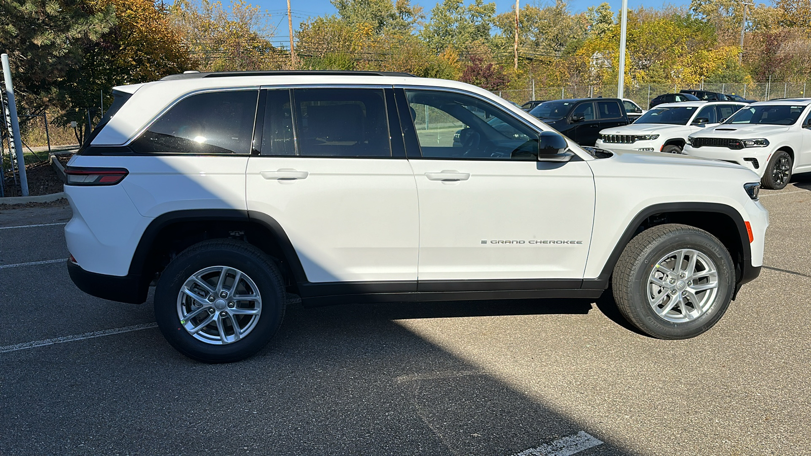 2025 Jeep Grand Cherokee Laredo 6