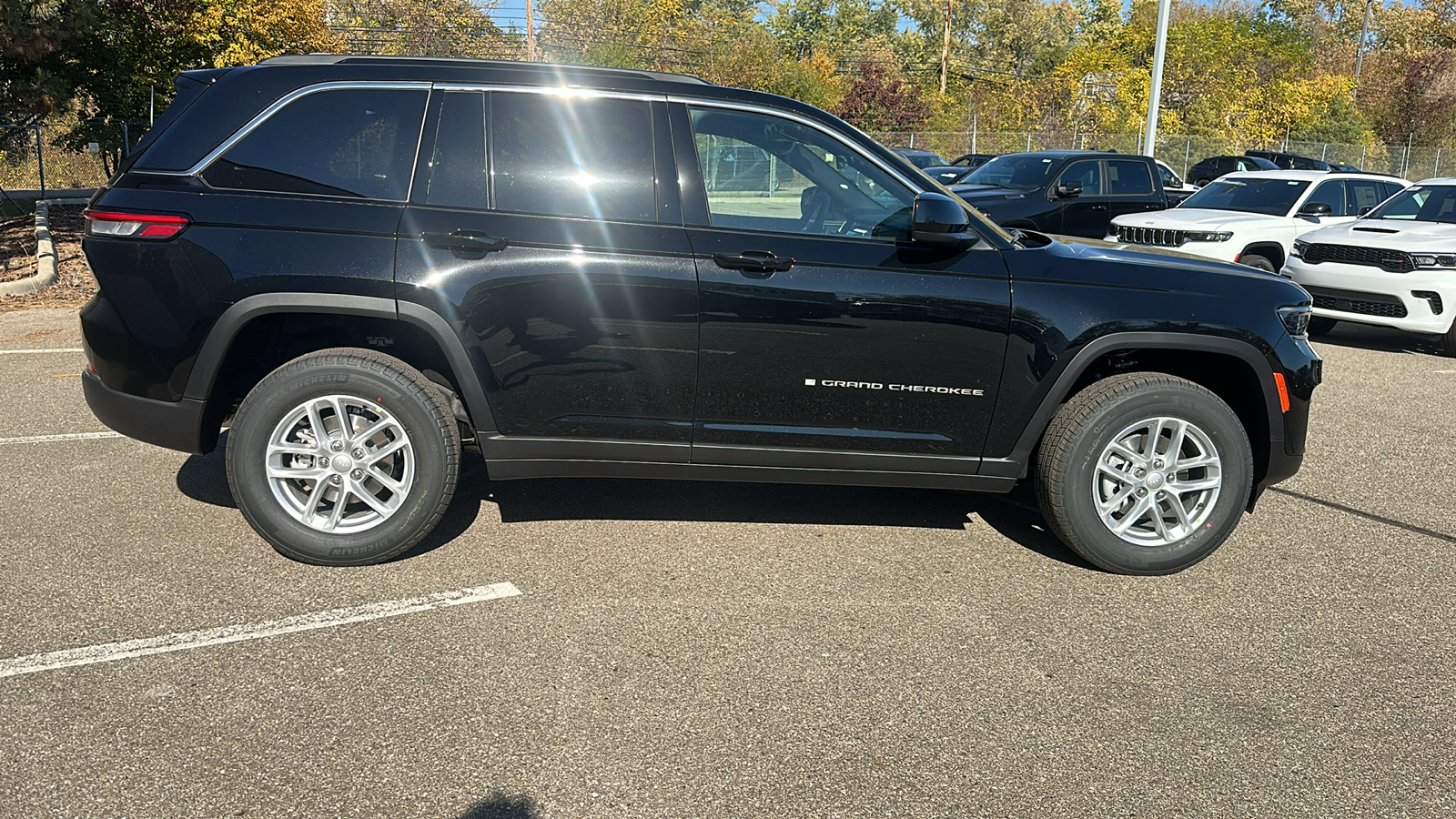 2025 Jeep Grand Cherokee Laredo 6