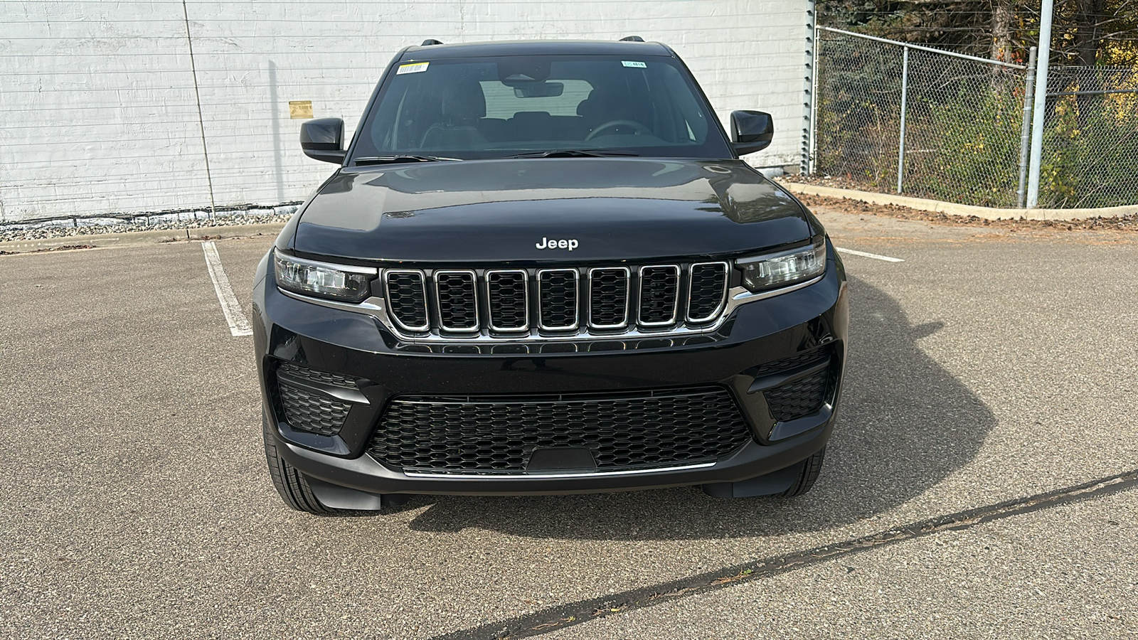 2025 Jeep Grand Cherokee Laredo 8