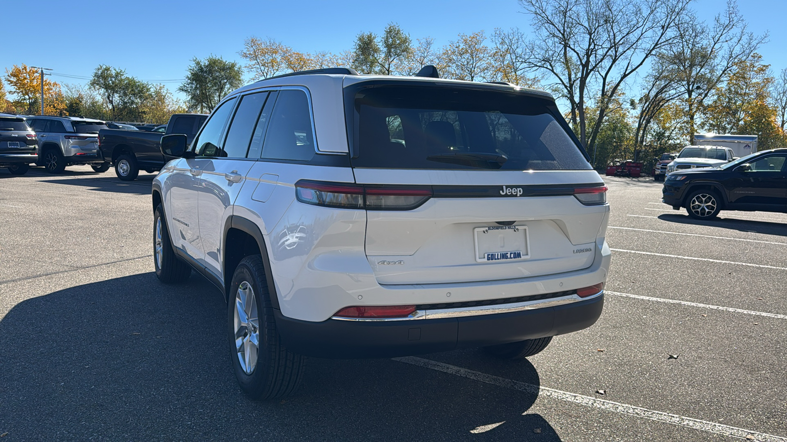 2025 Jeep Grand Cherokee Laredo 3