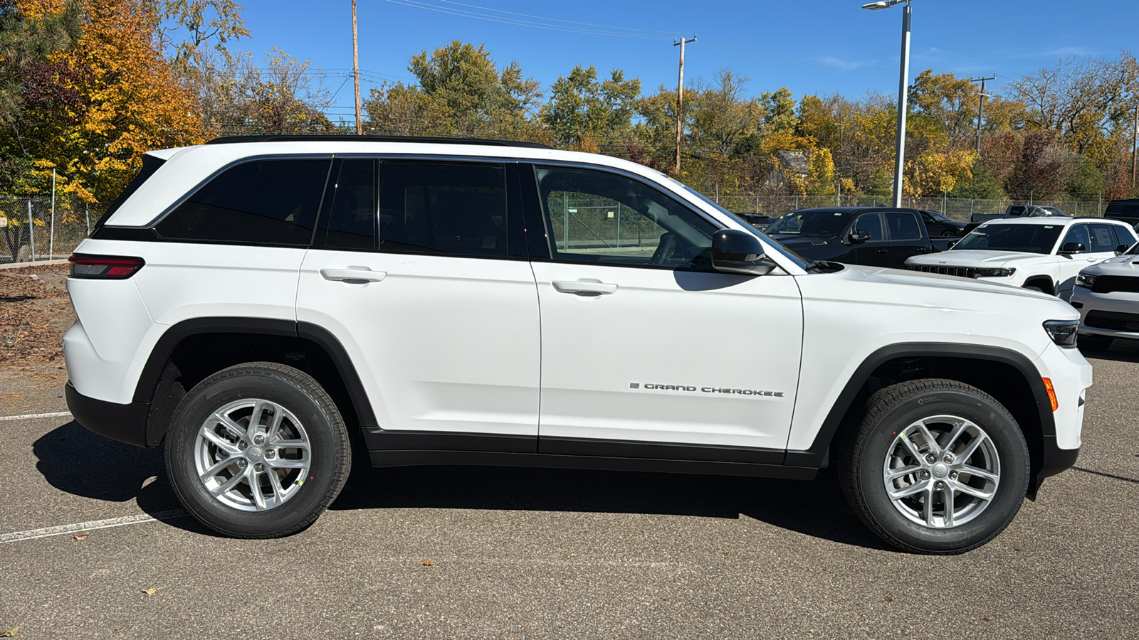 2025 Jeep Grand Cherokee Laredo 6