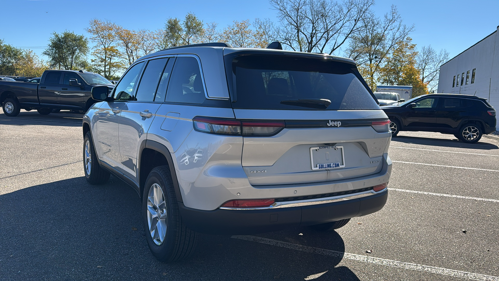 2025 Jeep Grand Cherokee Laredo 3