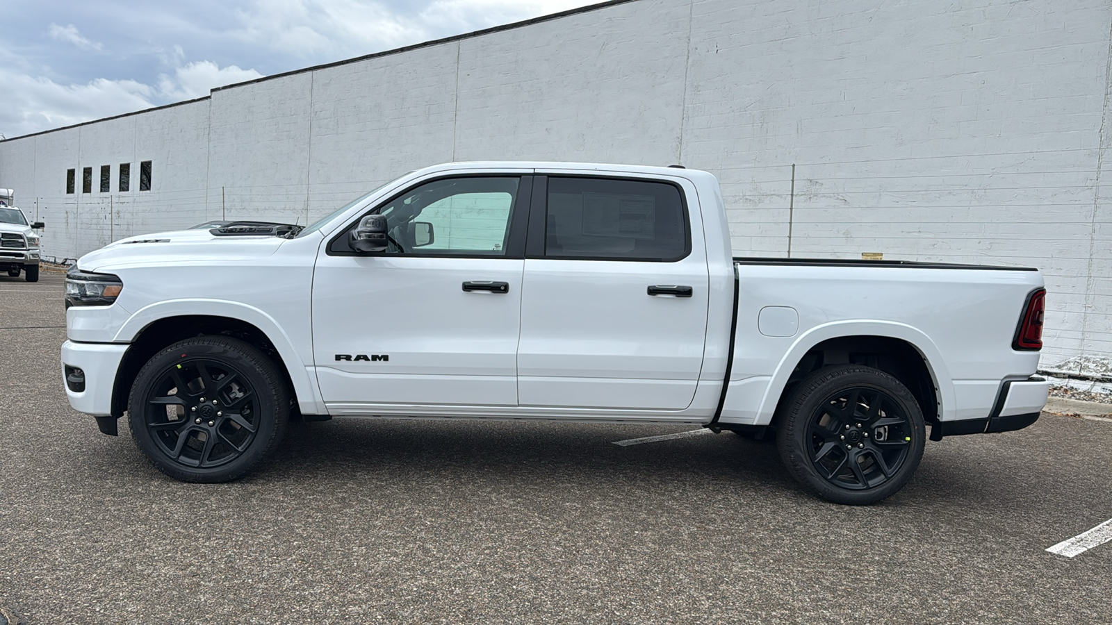 2025 Ram 1500 Laramie 2