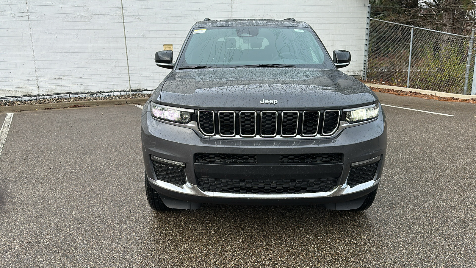 2025 Jeep Grand Cherokee L Limited 8