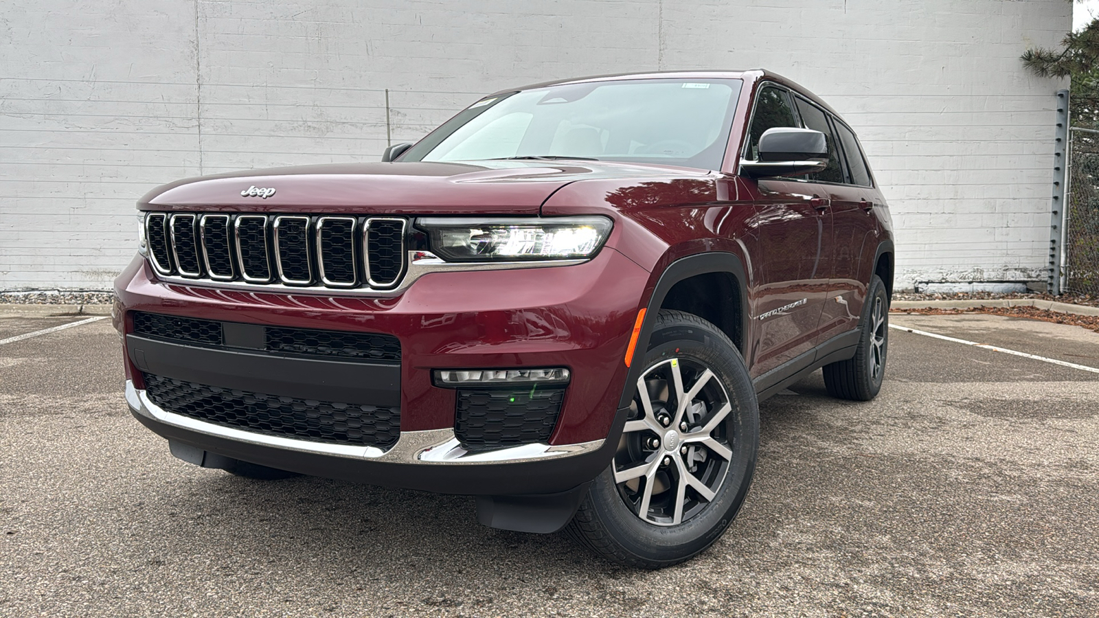 2025 Jeep Grand Cherokee L  1