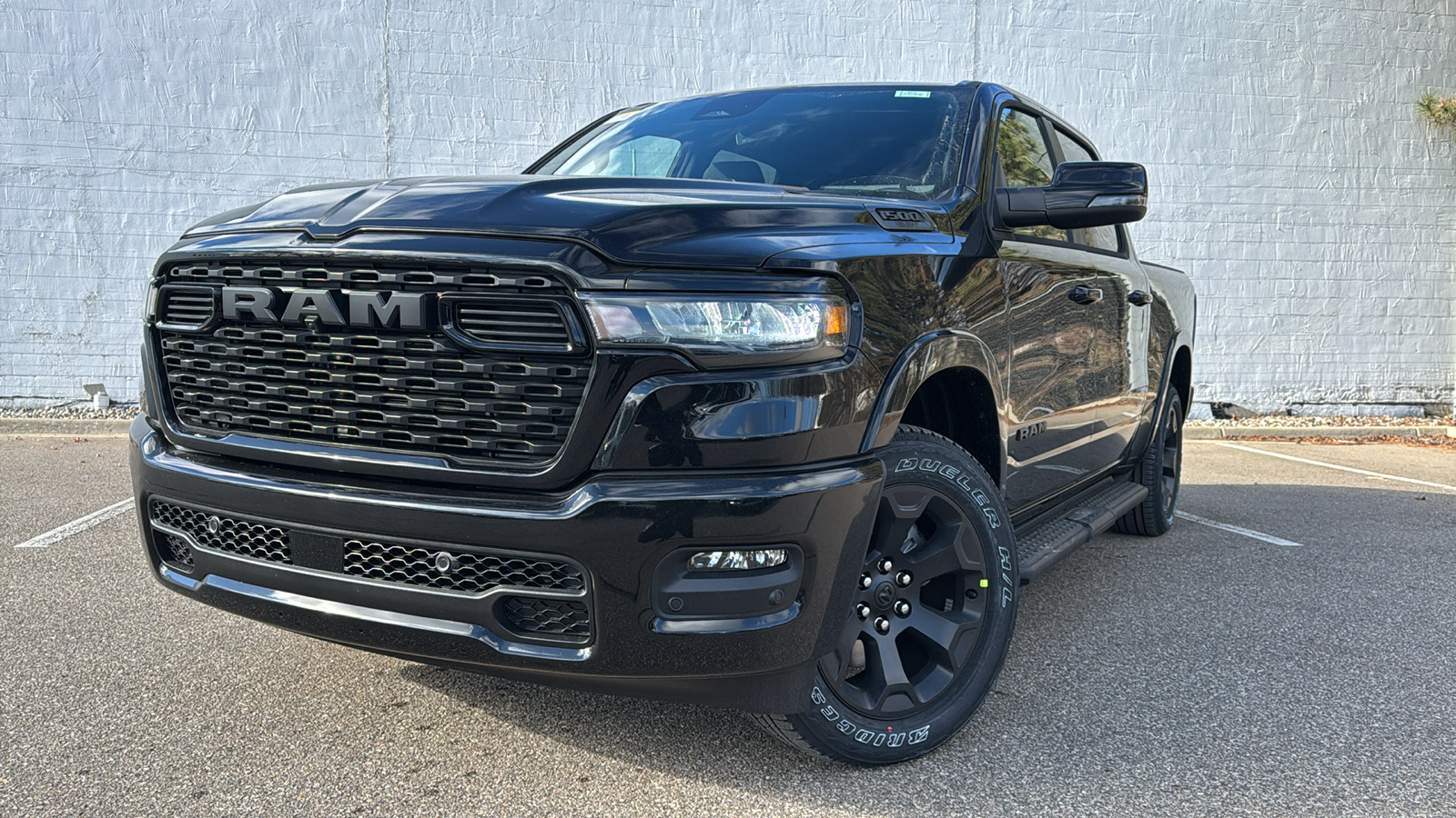 2025 Ram 1500 Big Horn/Lone Star 1