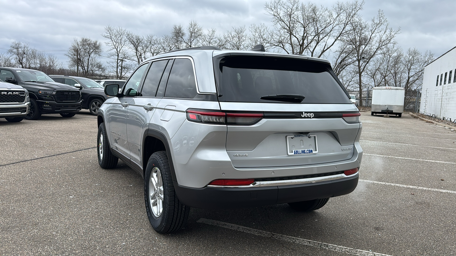 2025 Jeep Grand Cherokee Laredo 3