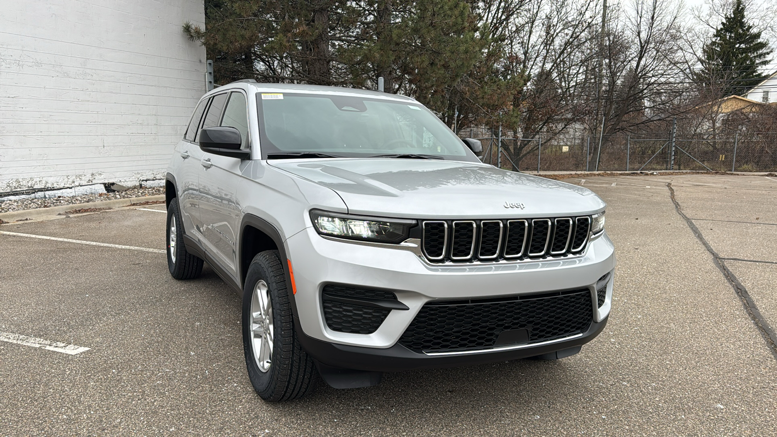 2025 Jeep Grand Cherokee Laredo 7