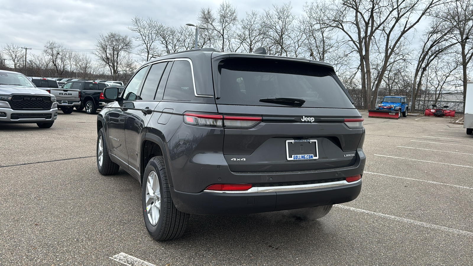 2025 Jeep Grand Cherokee Laredo 3