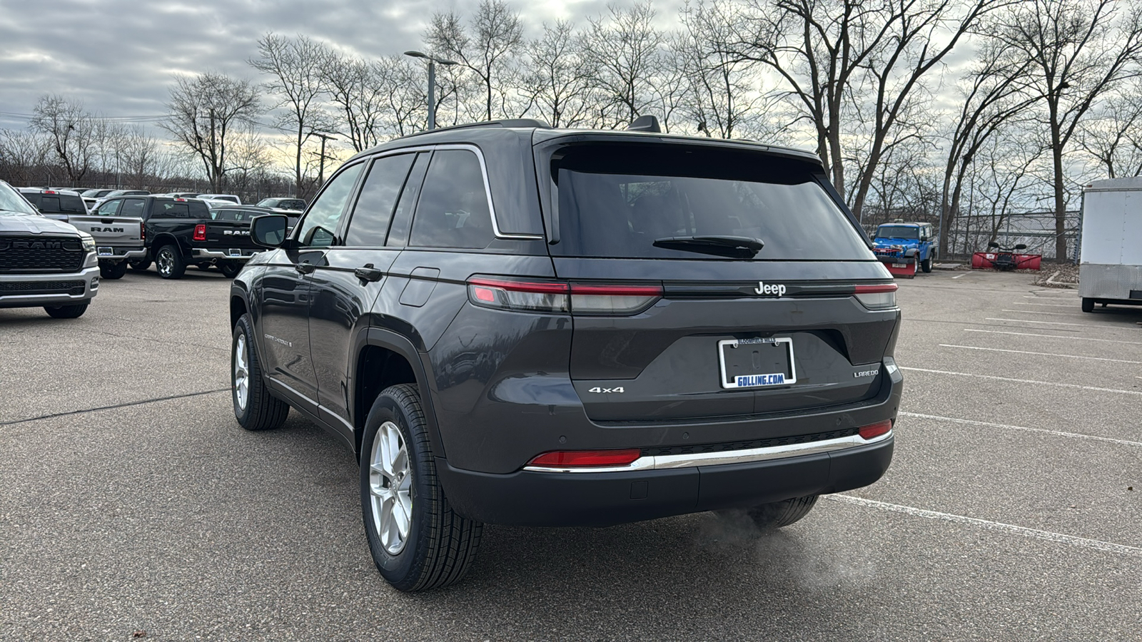 2025 Jeep Grand Cherokee Laredo 3