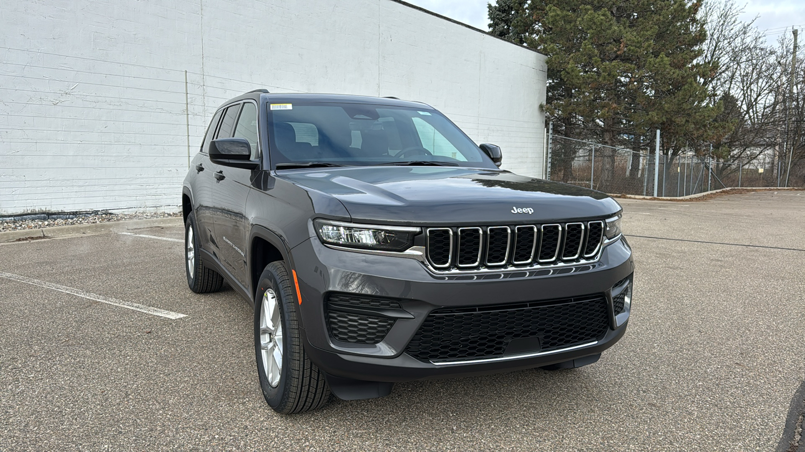 2025 Jeep Grand Cherokee Laredo 7