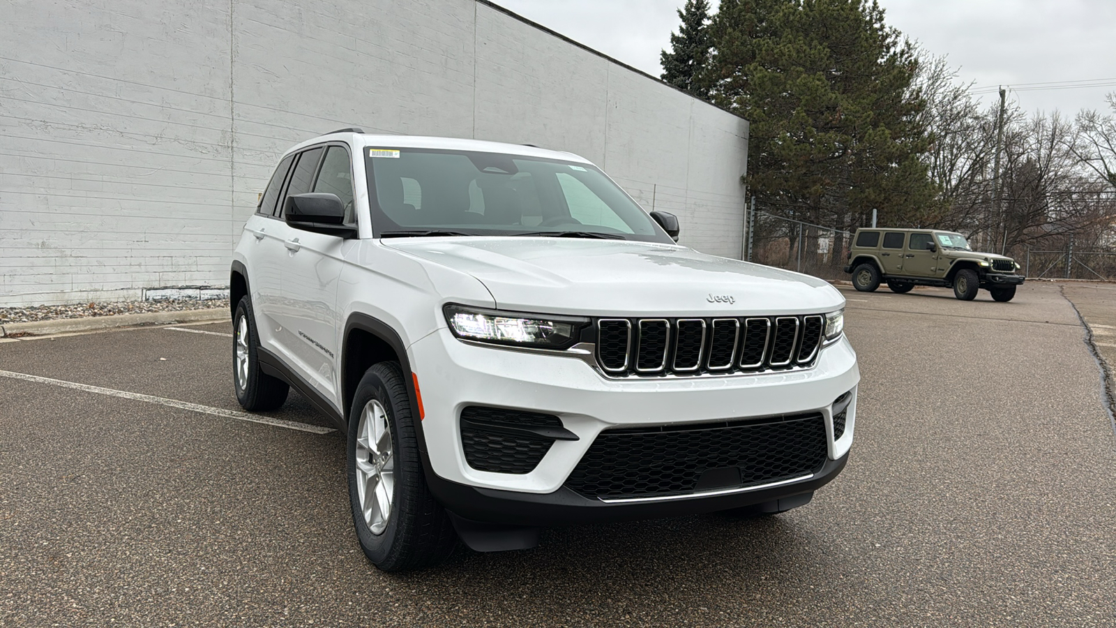 2025 Jeep Grand Cherokee Laredo 7